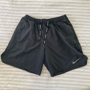 Men’s Nike Dri-Fit athletic shorts | men’s Large